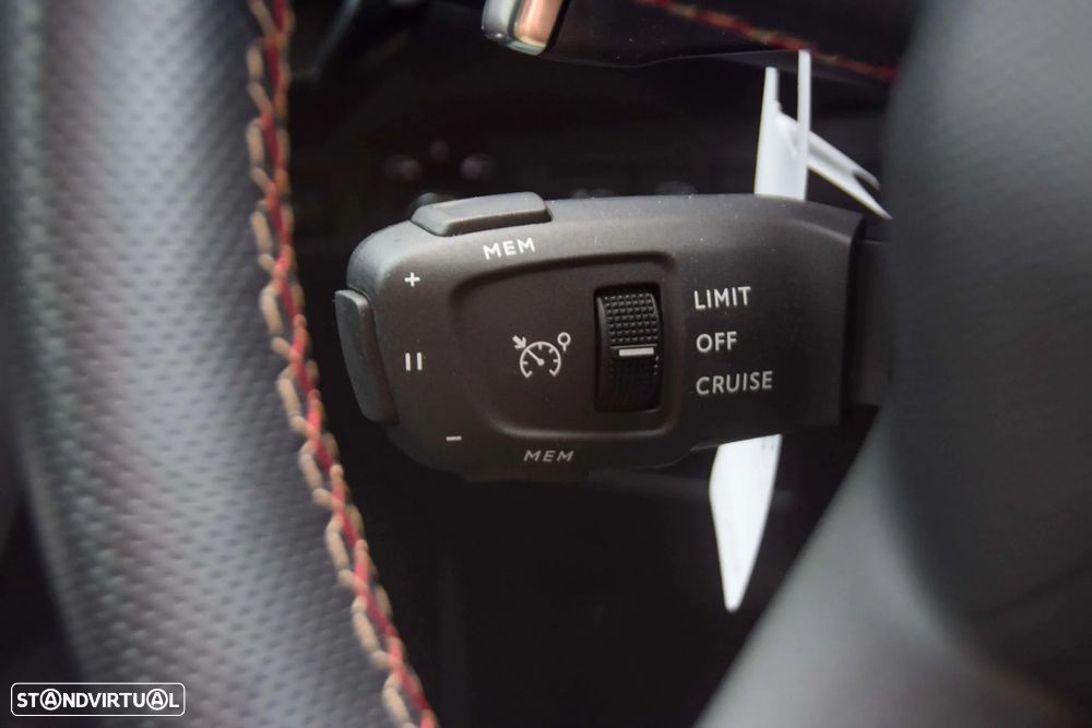 DS DS7 E-Tense Performance Line+ EAT8 - 31