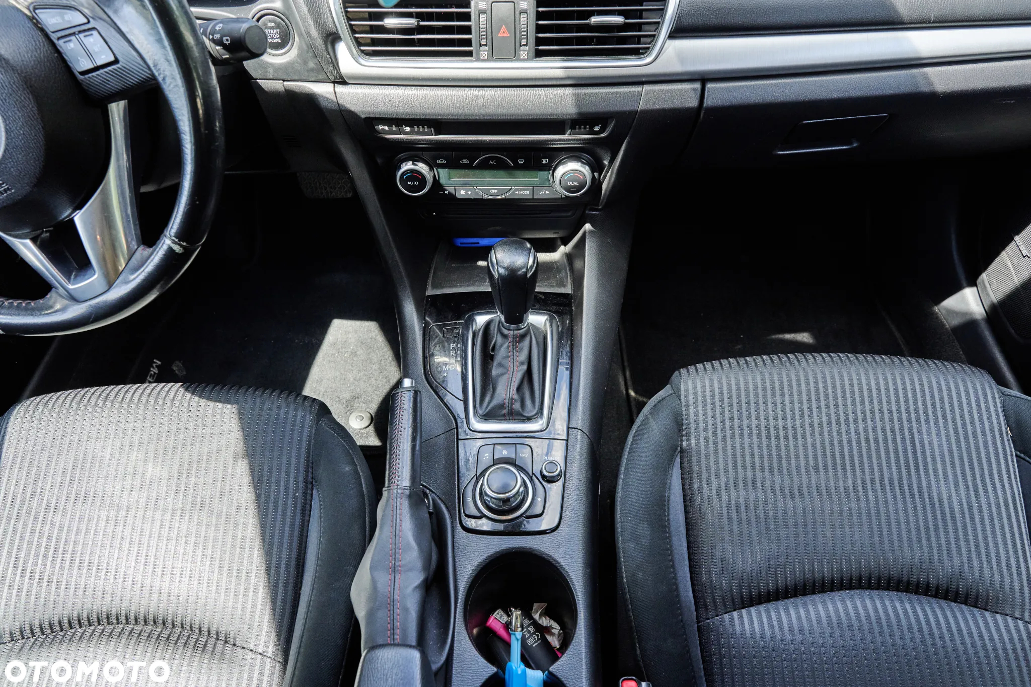 Mazda 3 - 8