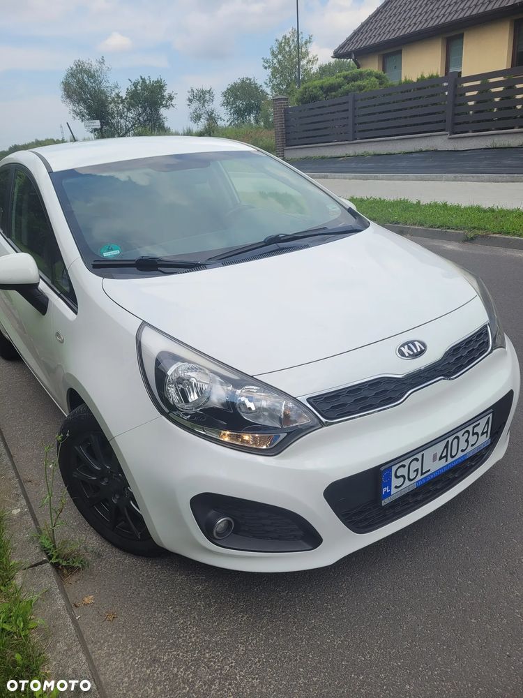Kia Rio 1.2 Attract - 3
