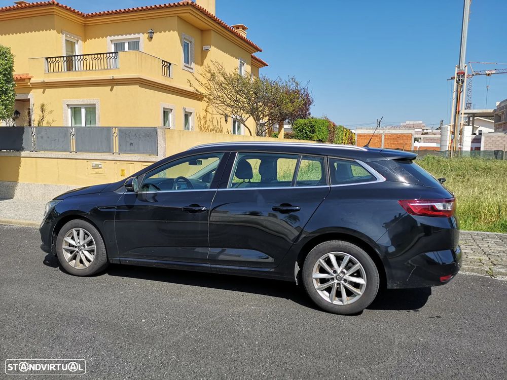 Renault Mégane Break ver-1-5-dci-confort-ss - 2