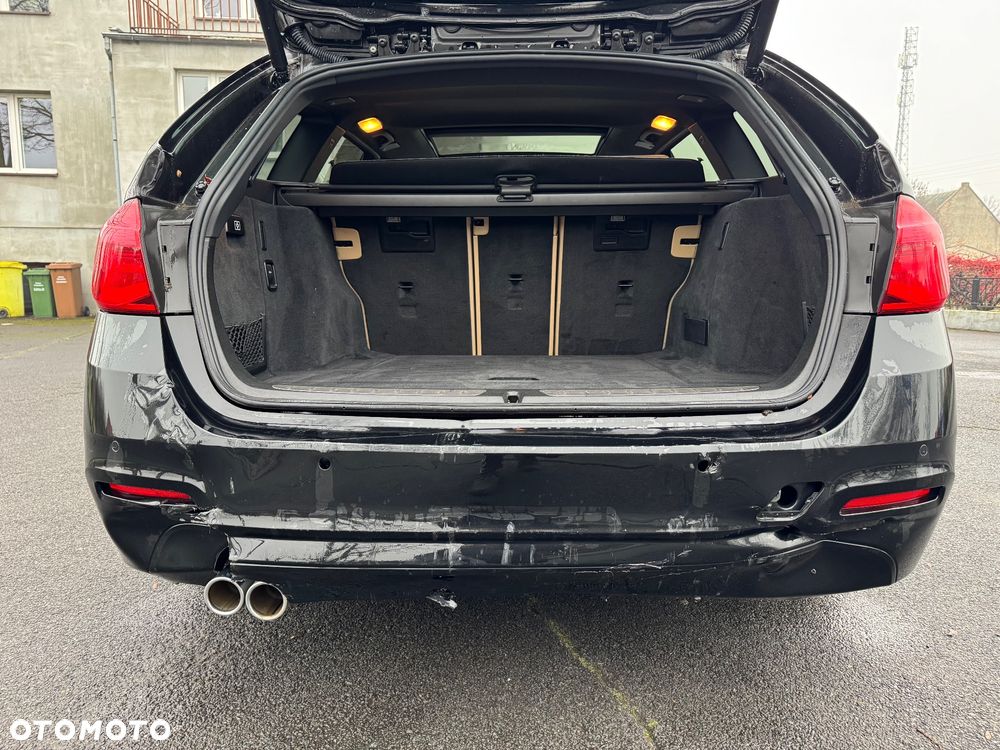 BMW Seria 3 320i Luxury Line - 13