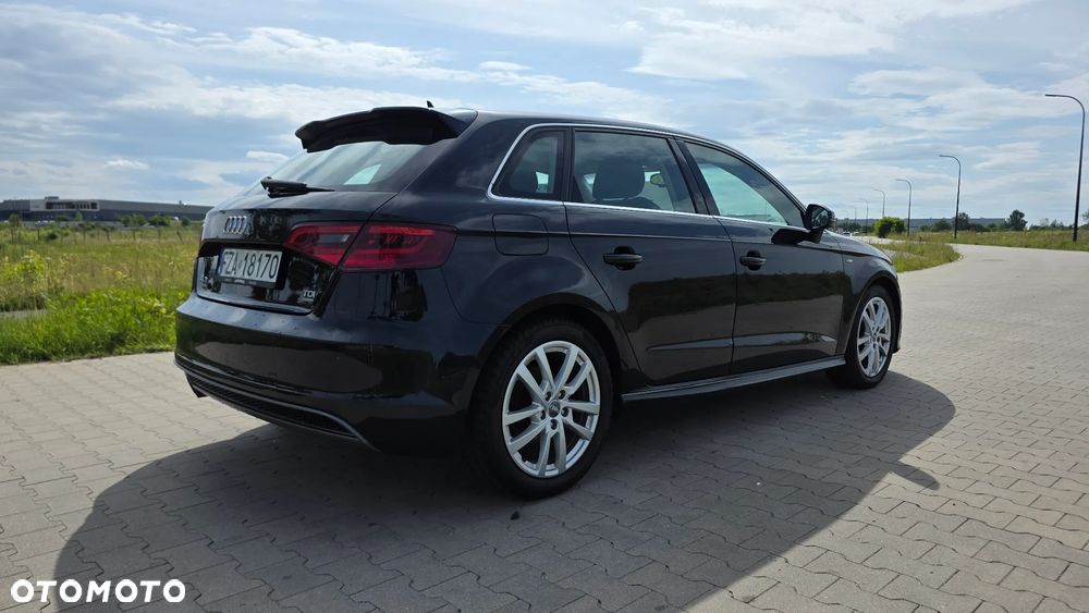 Audi A3 Sportback 2.0 TDI Ambiente - 8