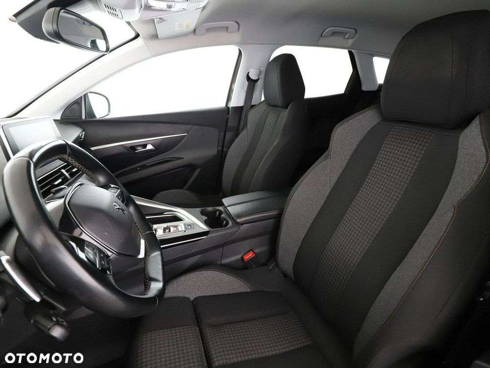 Peugeot 3008 1.5 BlueHDi Active S&S EAT8 - 14