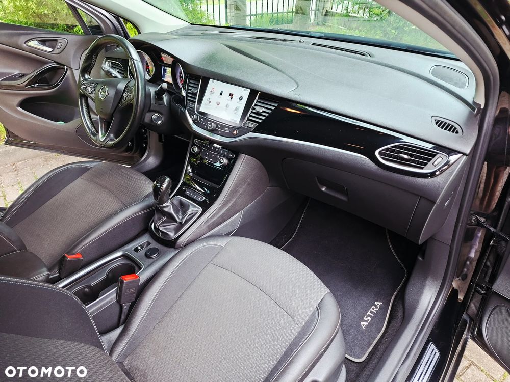 Opel Astra 1.4 Turbo Edition - 19