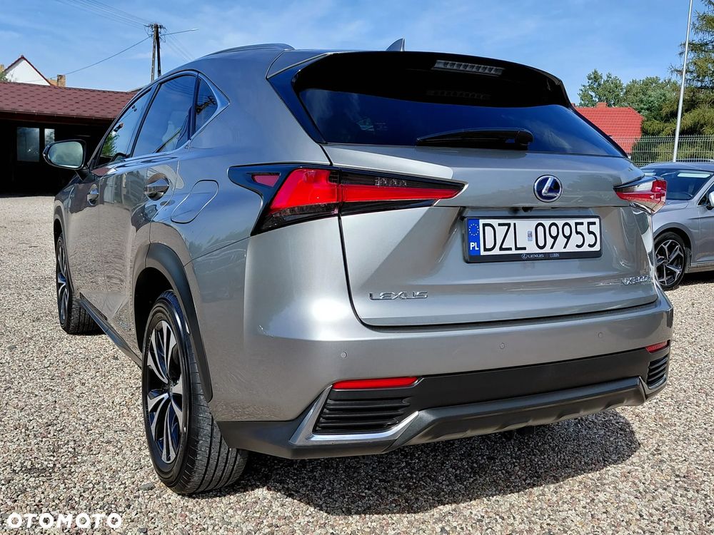 Lexus NX 300h Prestige AWD - 33