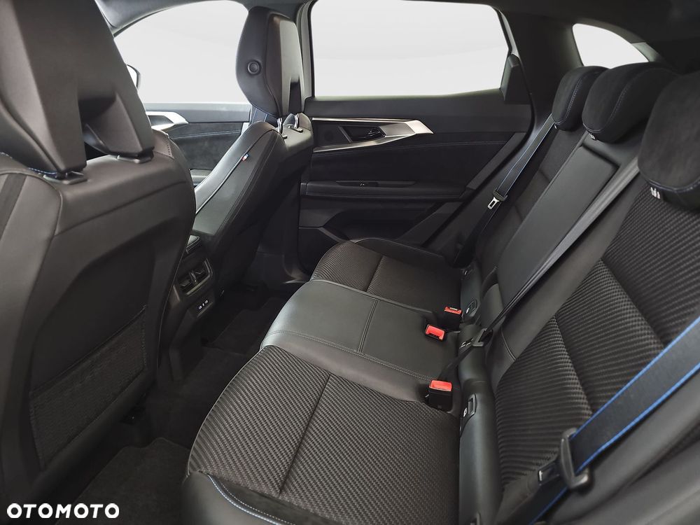 Renault Austral 1.3 TCe mHEV Iconic esprit Alpine - 27