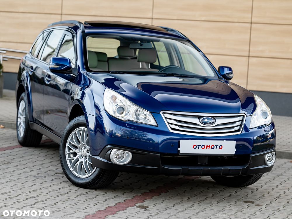 Subaru Outback 3.6 R Exclusive Navi - 1