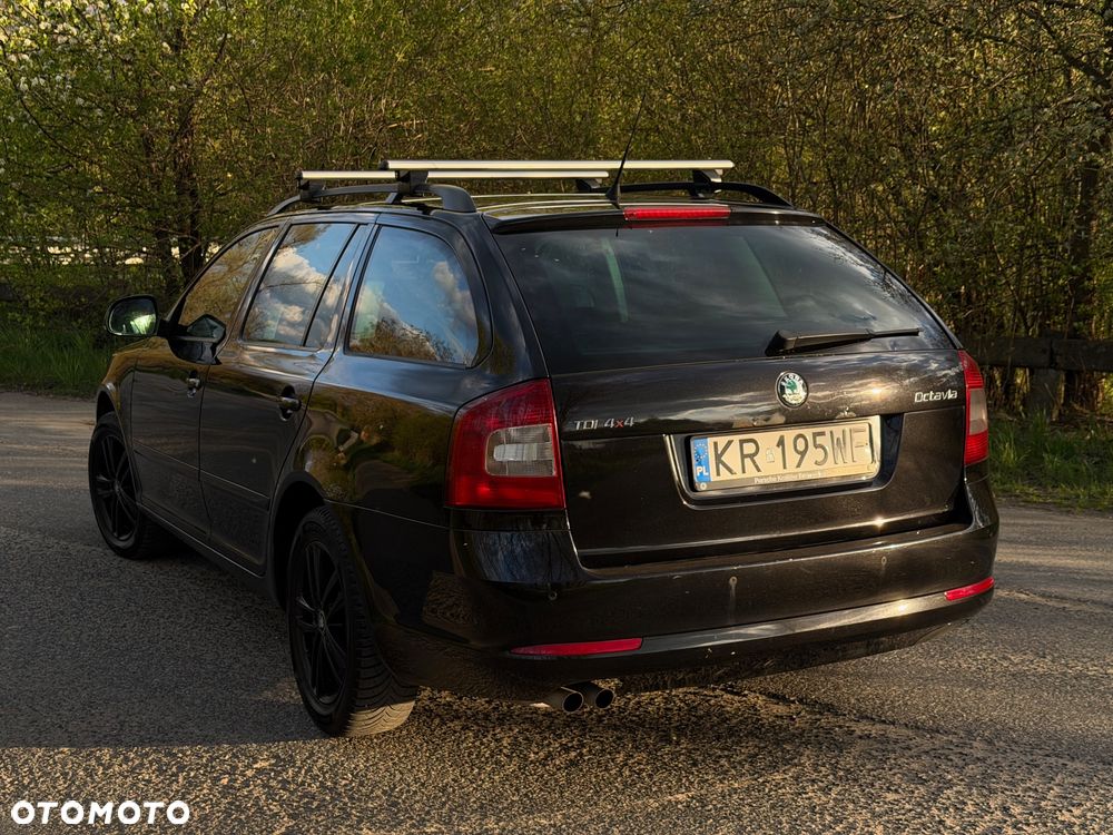 Skoda Octavia 2.0 TDI DPF 4x4 Elegance - 15