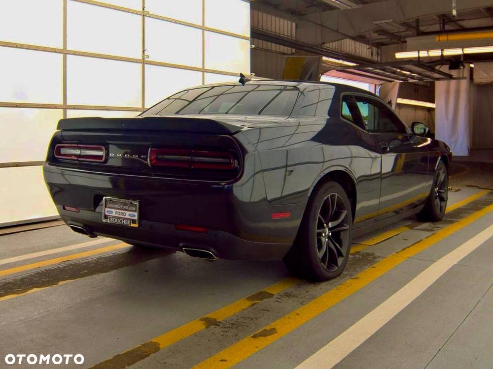 Dodge Challenger 3.6 SXT Plus - 5