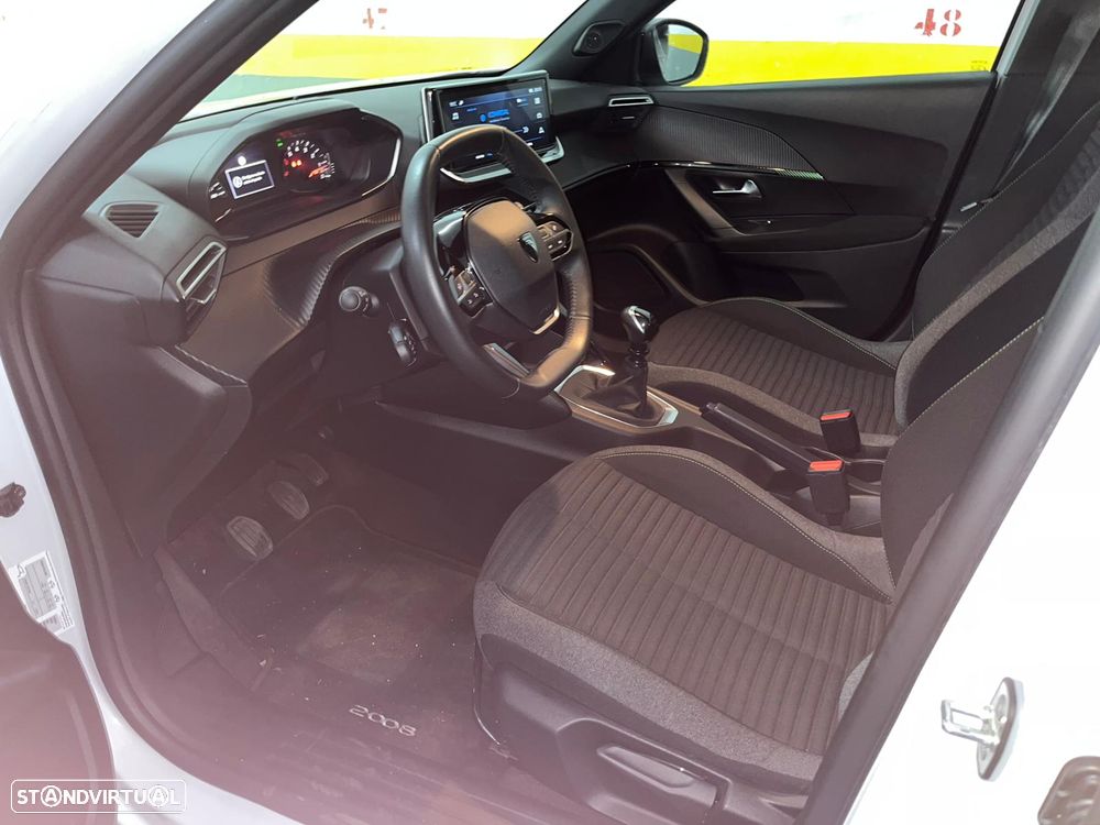 Peugeot 2008 1.2 PureTech Active - 9
