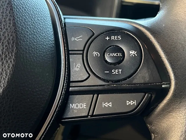 Toyota Corolla 1.8 Hybrid Comfort - 24