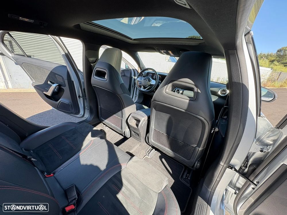 Mercedes-Benz A 250 e AMG Line - 14