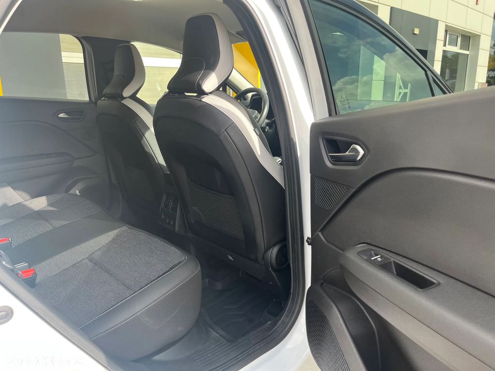 Renault Captur - 22