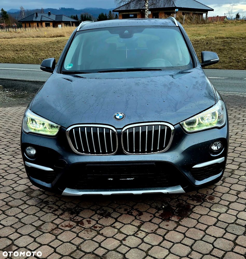BMW X1 xDrive18d Sport Line - 2