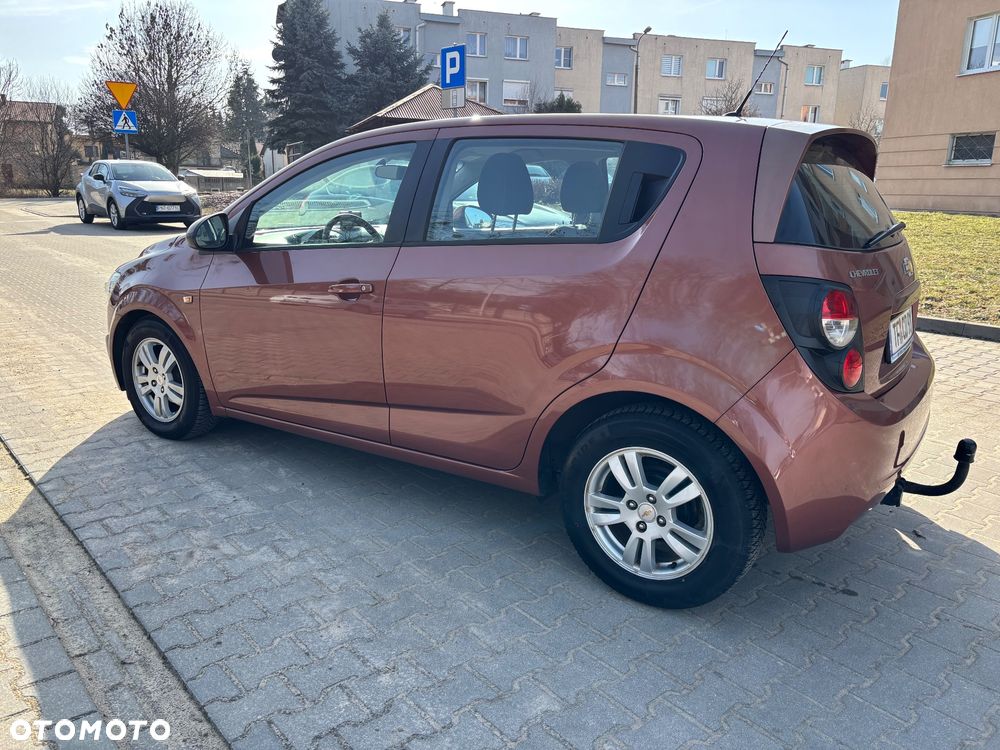 Chevrolet Aveo 1.4 16V LS - 5