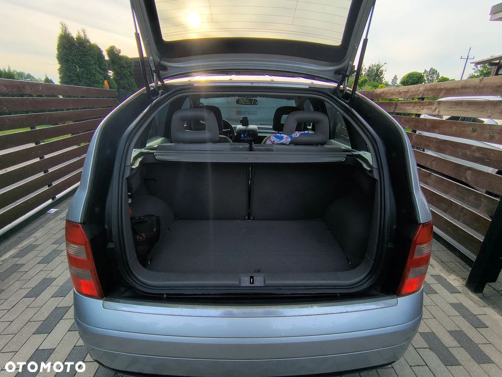 Audi A2 - 8