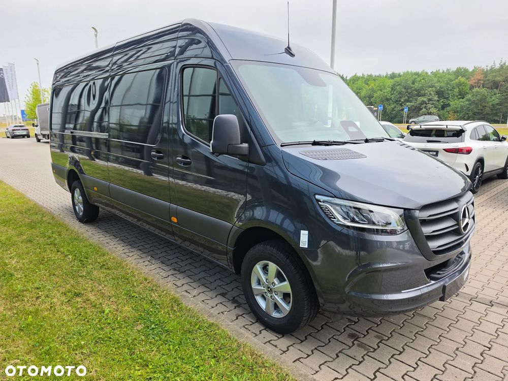 Mercedes-Benz Sprinter 319 CDI Furgon PRO długi 4325 mm L3H2 - 15