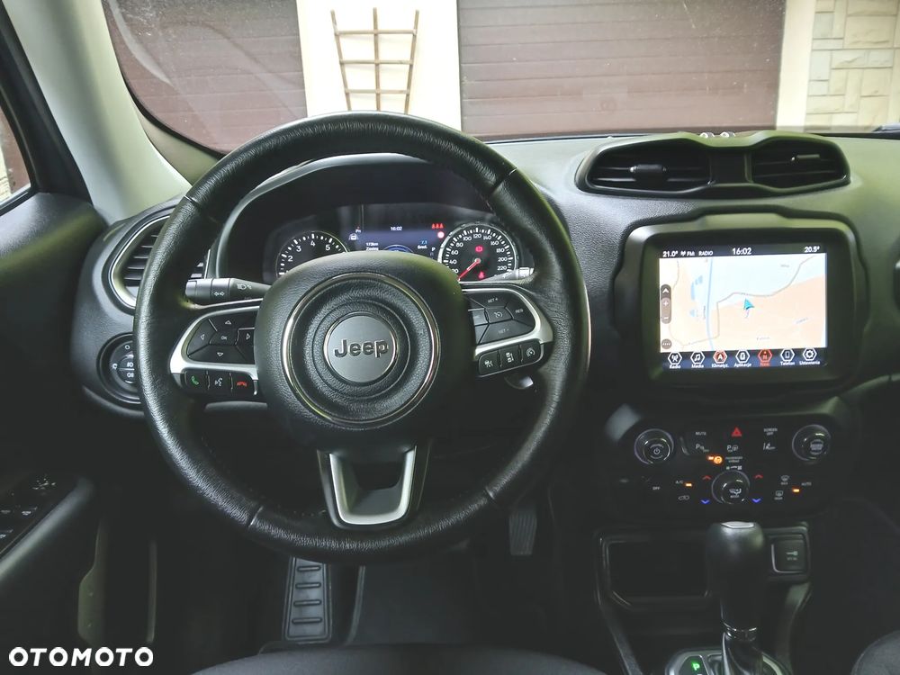 Jeep Renegade 1.5 T4 mHEV Upland FWD S&S DCT - 12