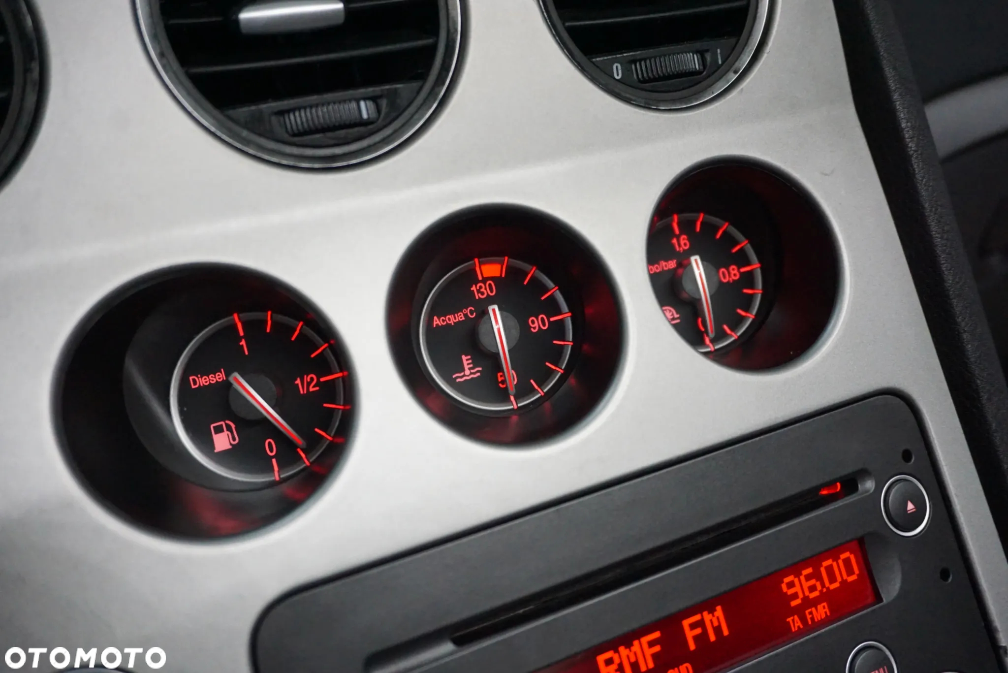 Alfa Romeo 159 1.9JTDM Distinctive - 30