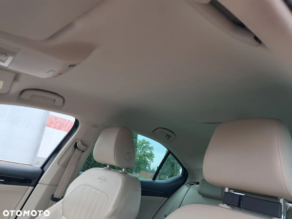 Skoda Superb 2.0 TDI 4x4 L&K DSG - 20