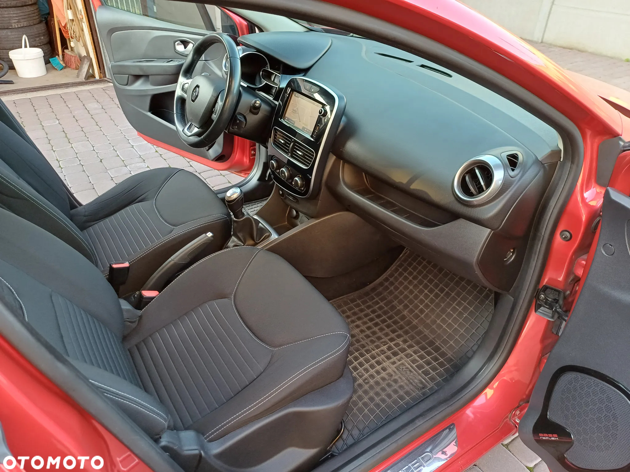 Renault Clio 1.2 16V Limited - 9