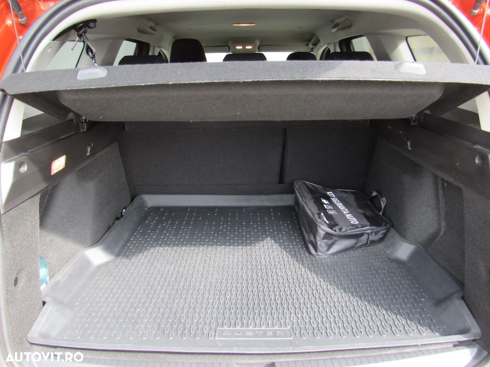 Dacia Duster TCe 150 4X4 Journey+ - 9