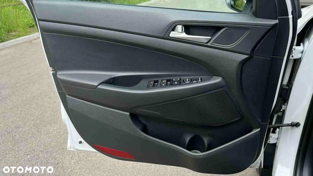 Hyundai Tucson 1.6 GDI BlueDrive Comfort 2WD - 36