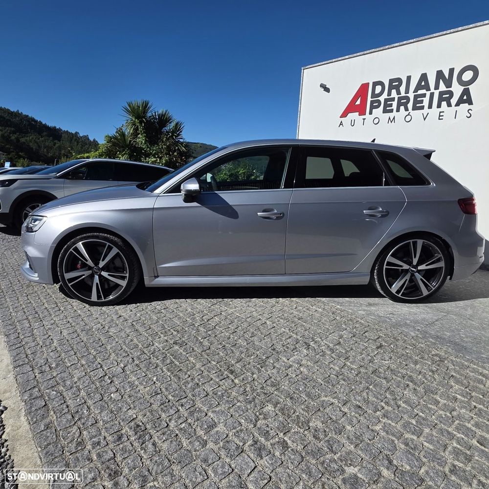 Audi RS3 Sportback 2.5 TFSI quattro S tronic - 11