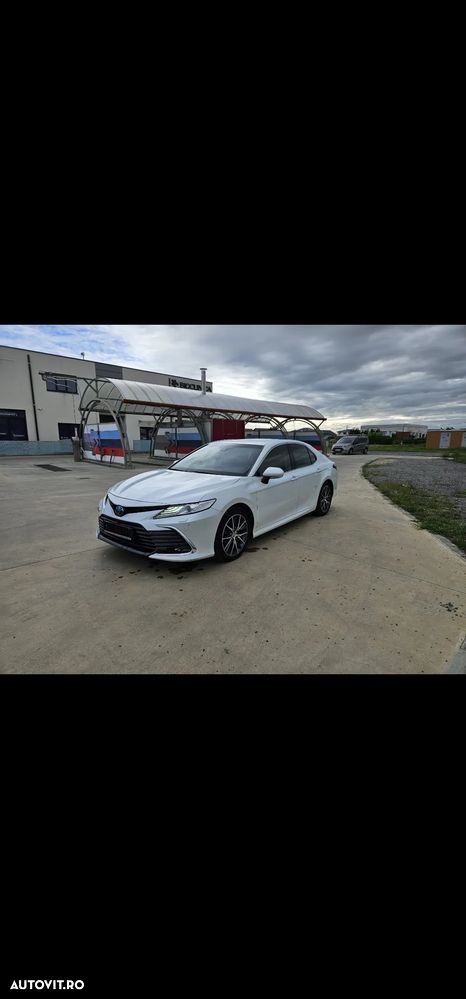 Toyota Camry 2.5 Exclusive - 8