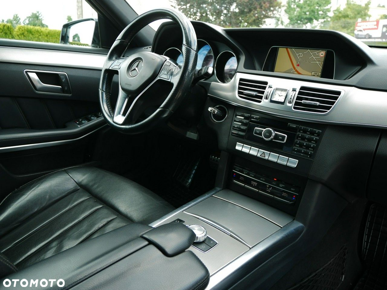 Mercedes-Benz Klasa E 300 BlueTEC HYBRID 7G-TRONIC - 5