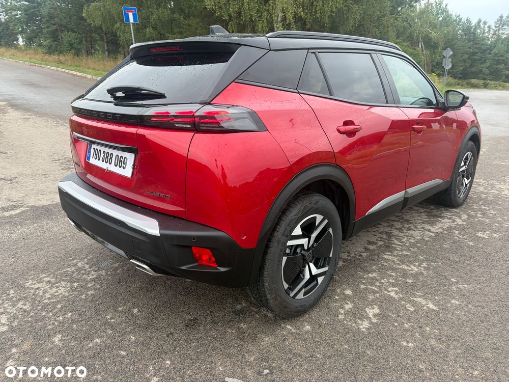 Peugeot 2008 Hybrid 136 e-DSC GT - 16