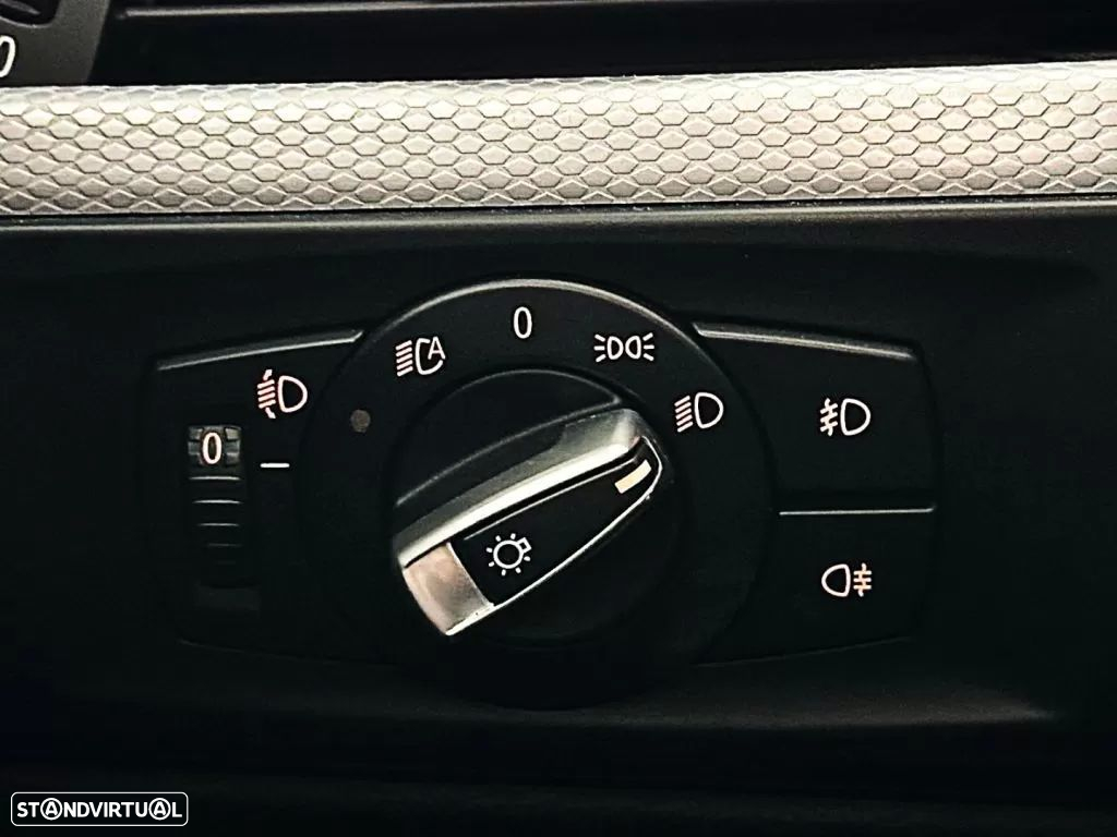 BMW 316 d Touring - 18