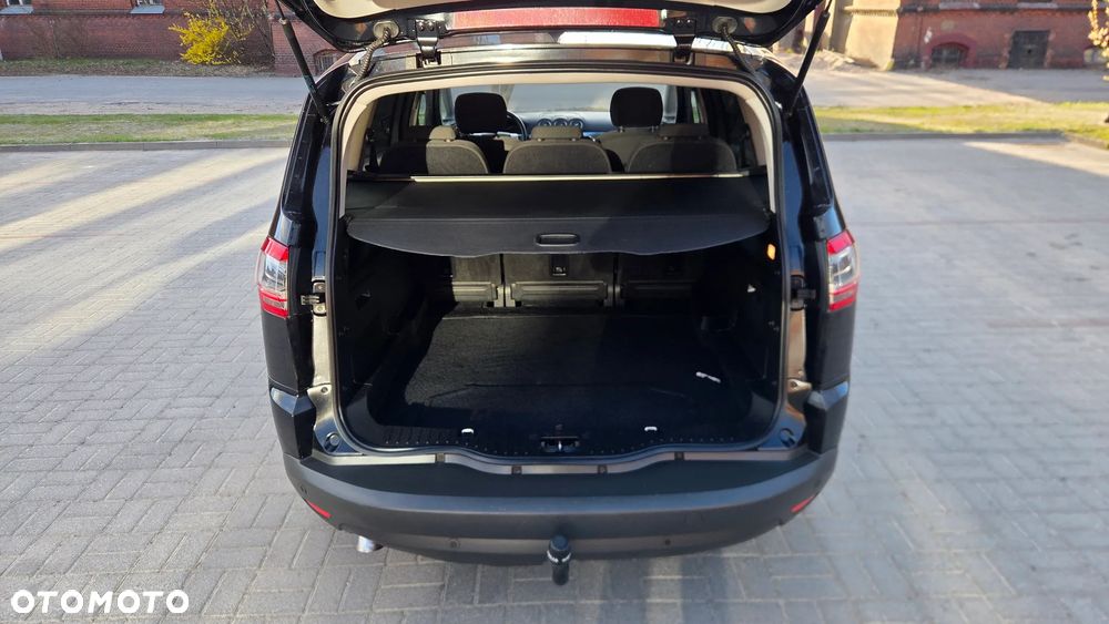 Ford S-Max 2.0 TDCi DPF Titanium X - 19