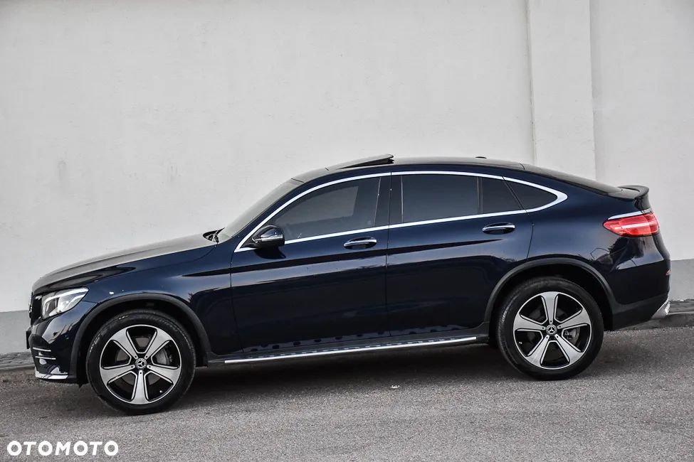 Mercedes-Benz GLC 300 4Matic 9G-TRONIC AMG Line - 17