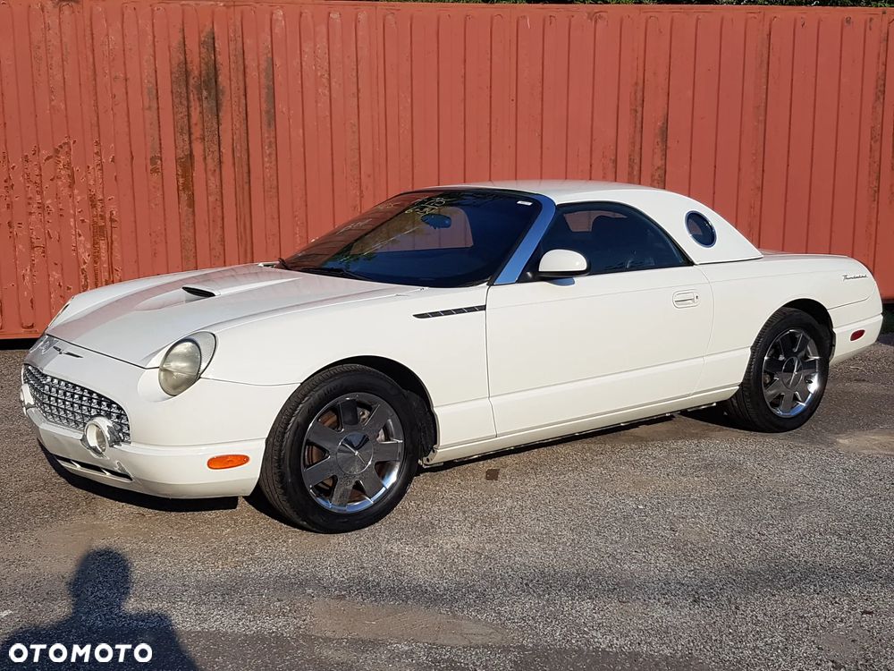 Ford Thunderbird - 2