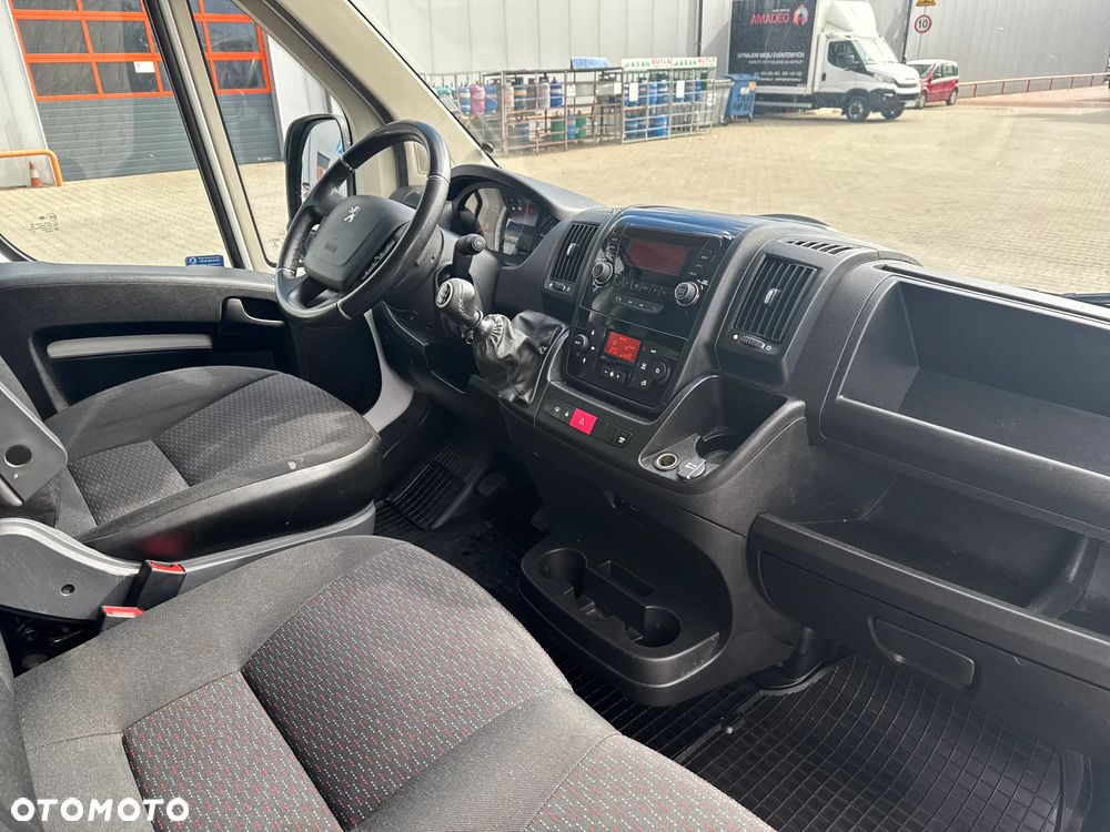 Peugeot Boxer 435 BlueHDi  L4H2 Premium Brygadówka - 18