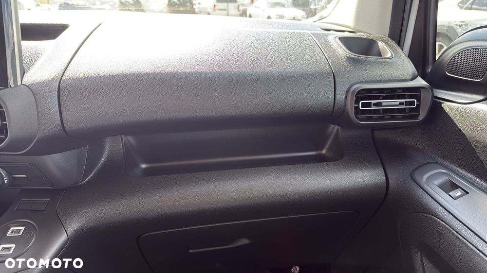 Toyota Proace City - 25