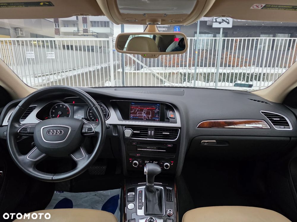 Audi A4 Limousine - 11