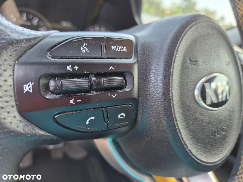 Kia Stonic 1.2 L Business Line - 13