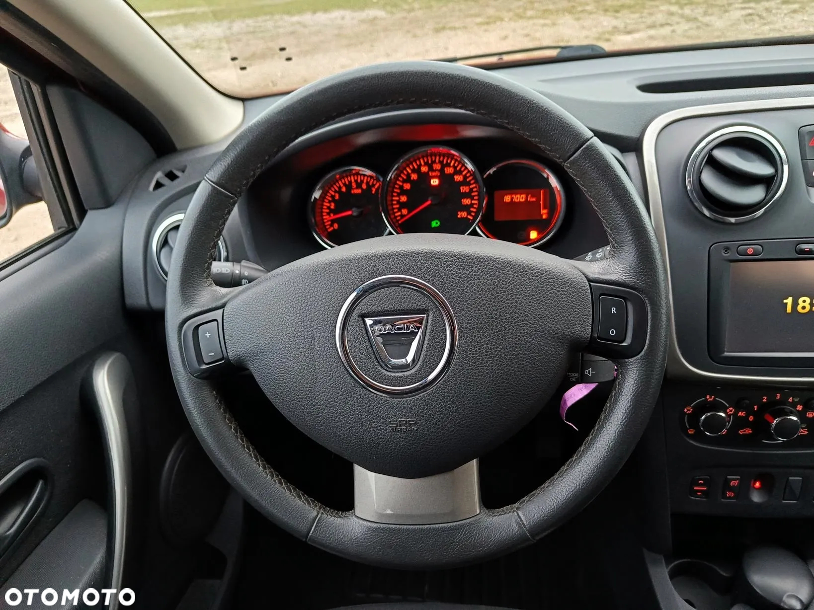 Dacia Sandero Stepway TCe 90 Prestige - 34