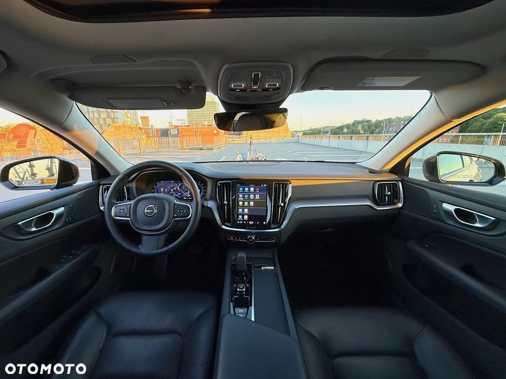 Volvo S60 B5 B AWD Plus Dark - 20