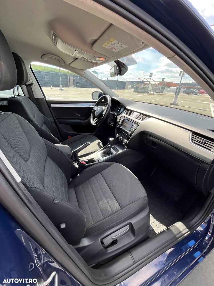 Skoda Octavia 1.6 TDI DSG Style - 7
