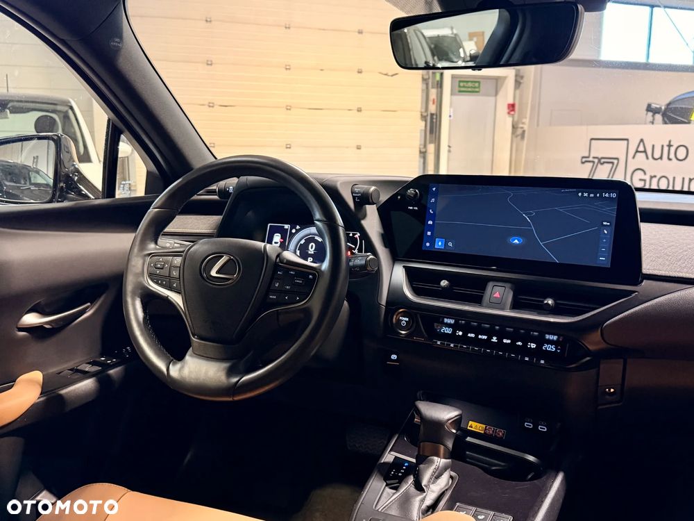 Lexus UX 250h GPF F Sport Design+ 2WD - 5