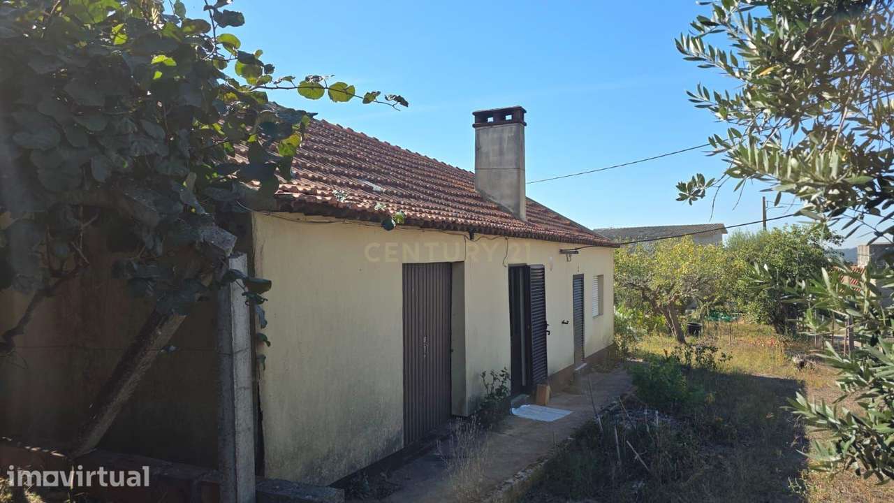 Moradia T2 com 894 m² de Terreno – O Seu Refúgio no Campo - Grande imagem: 4/49