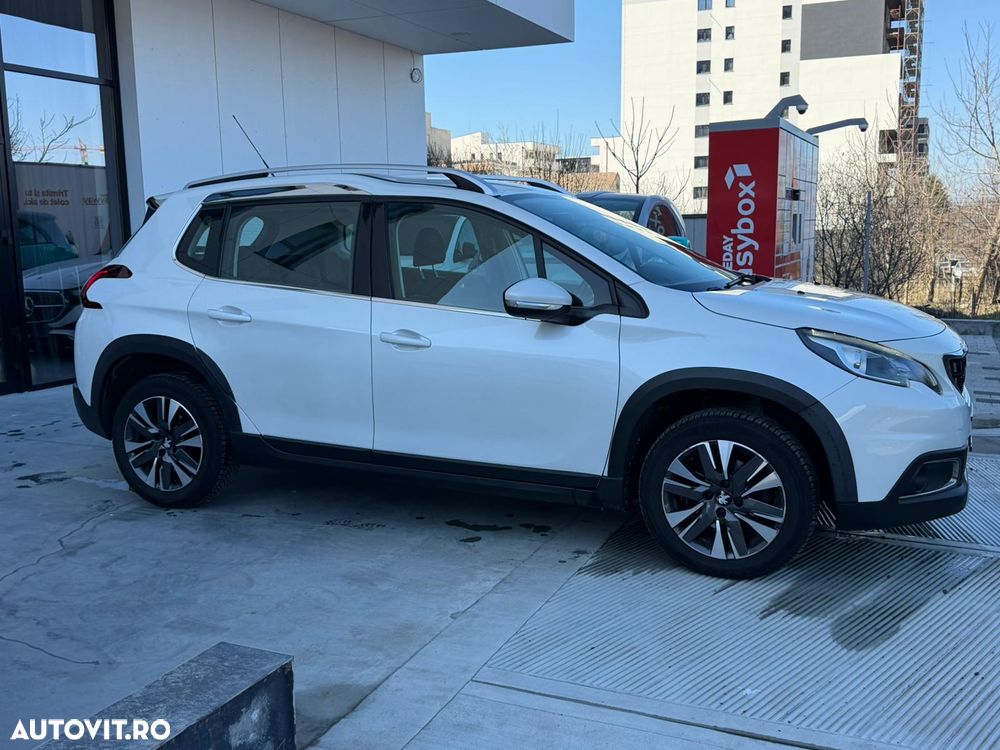 Peugeot 2008 1.2 PureTech Turbo EAT6 S&S Allure - 12
