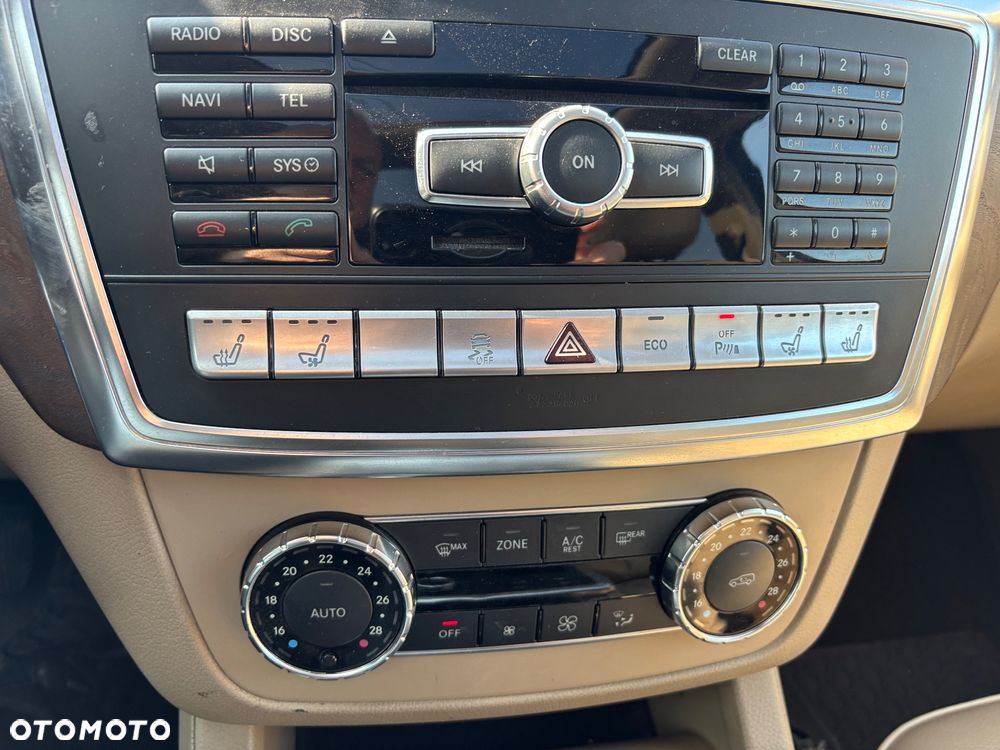 Mercedes-Benz ML - 11