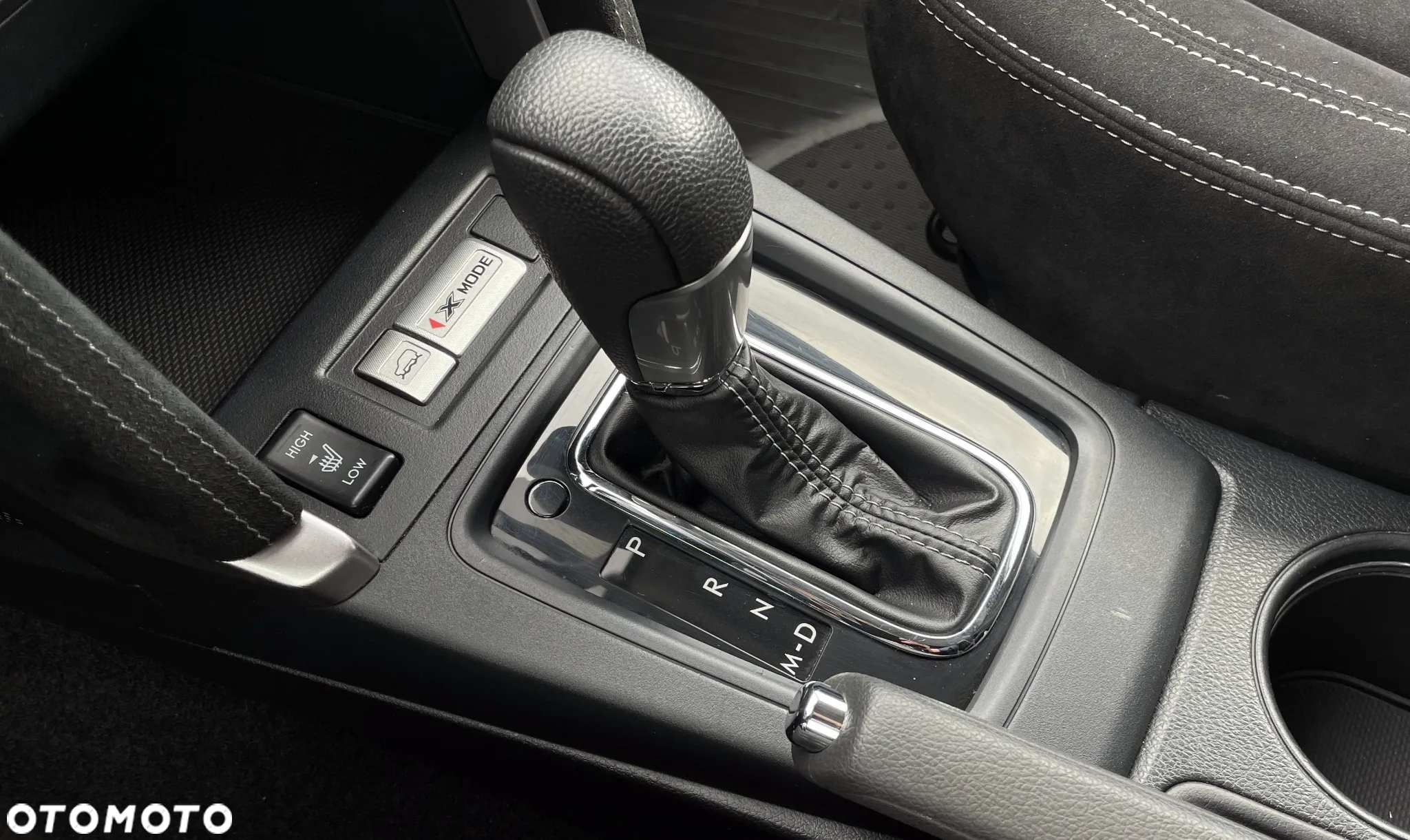 Subaru Forester 2.0 XT Platinum Lineartronic - 12