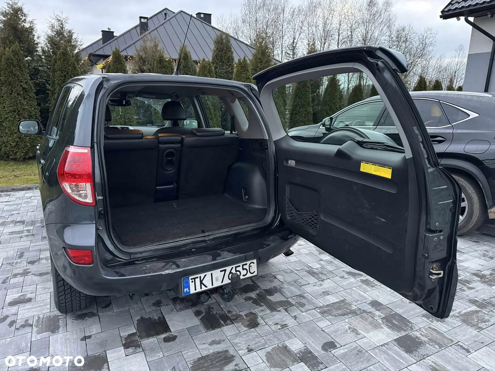 Toyota RAV4 2.2 D-4D 4x4 Sol - 17