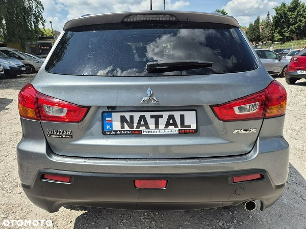 Mitsubishi ASX - 4
