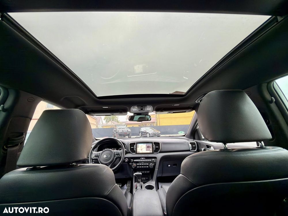 Kia Sportage 2.0 CRDI AWD Eco-Dynamics+ (48V M-H) Aut. GT LINE - 10